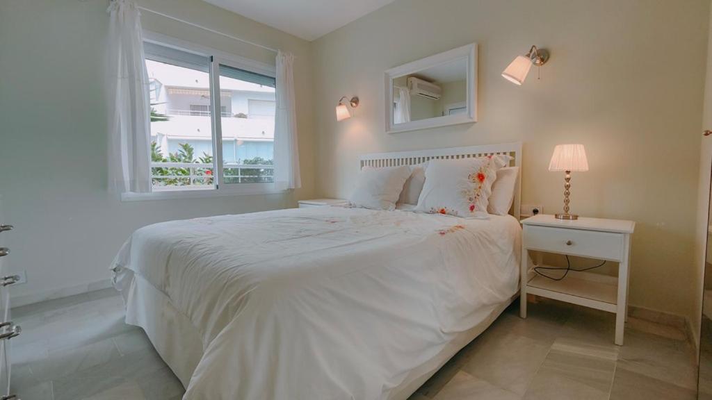 Ferienwohnung Estrelicia III Marbella Exterior foto