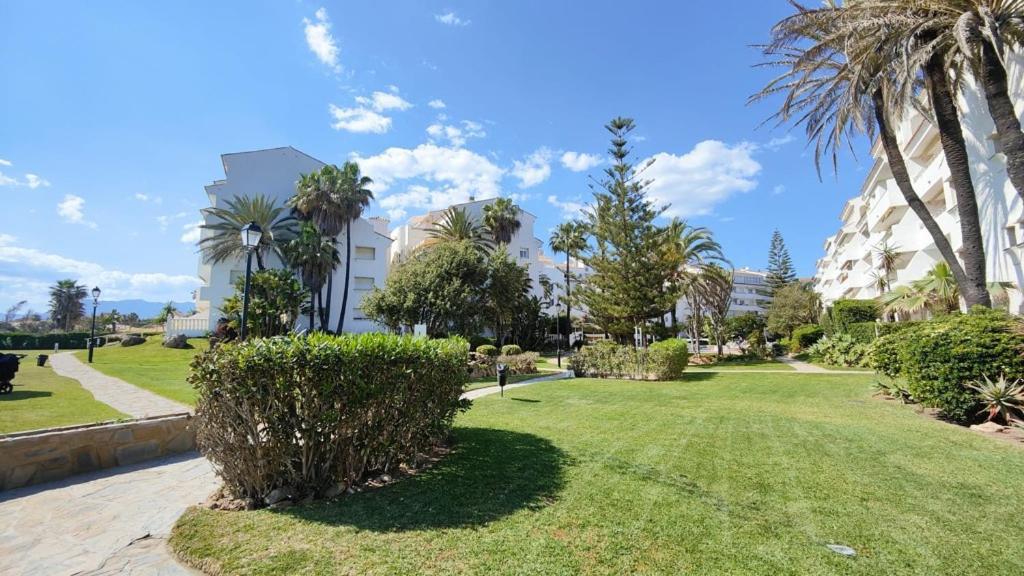 Ferienwohnung Estrelicia III Marbella Exterior foto